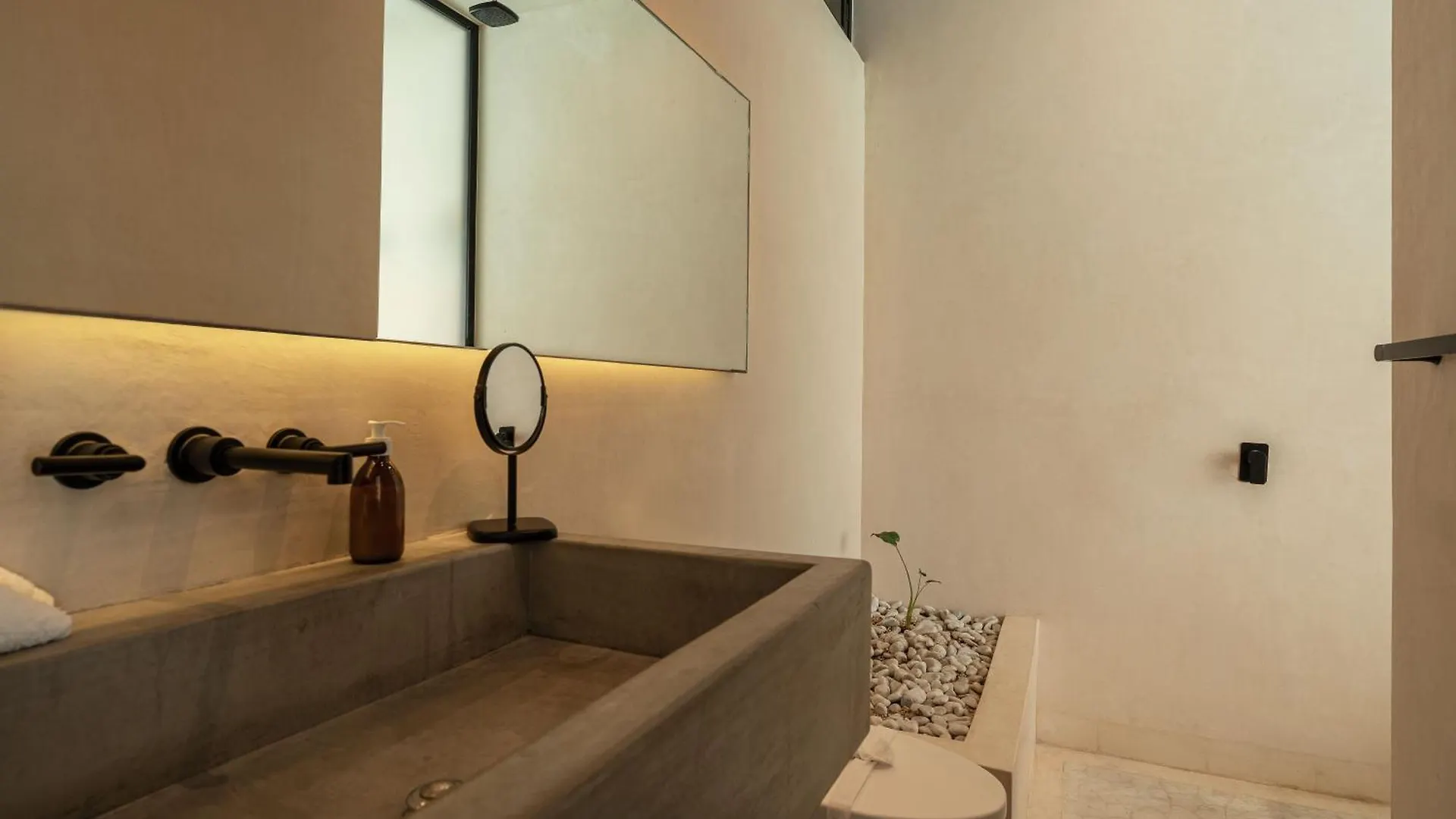 Waterhouse Deluxe Villa Private Pool 10 Pax Τουλούμ